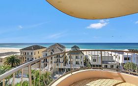 Palm Beach Stunning Ocean Apartment!